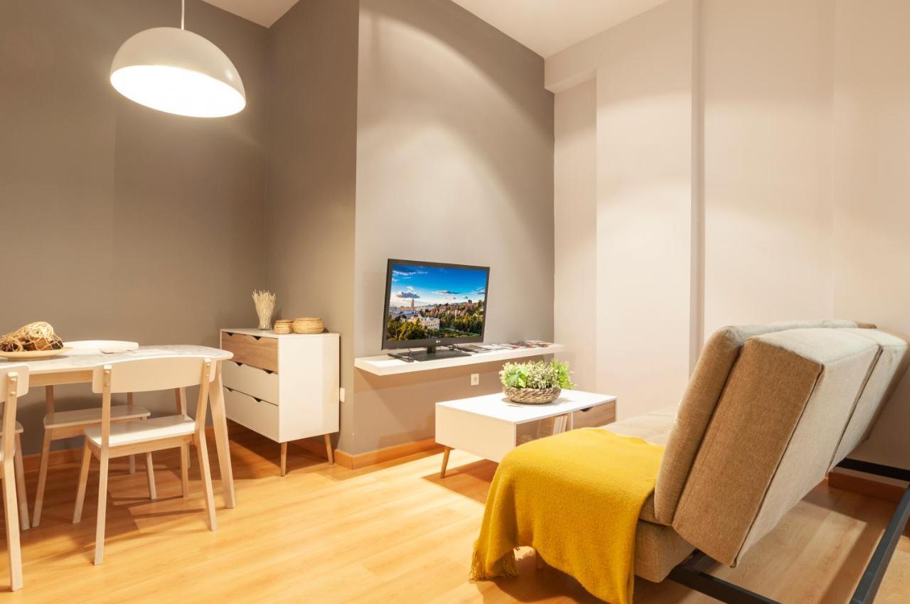 Bhost - Apartamento Victoria Малага Екстериор снимка